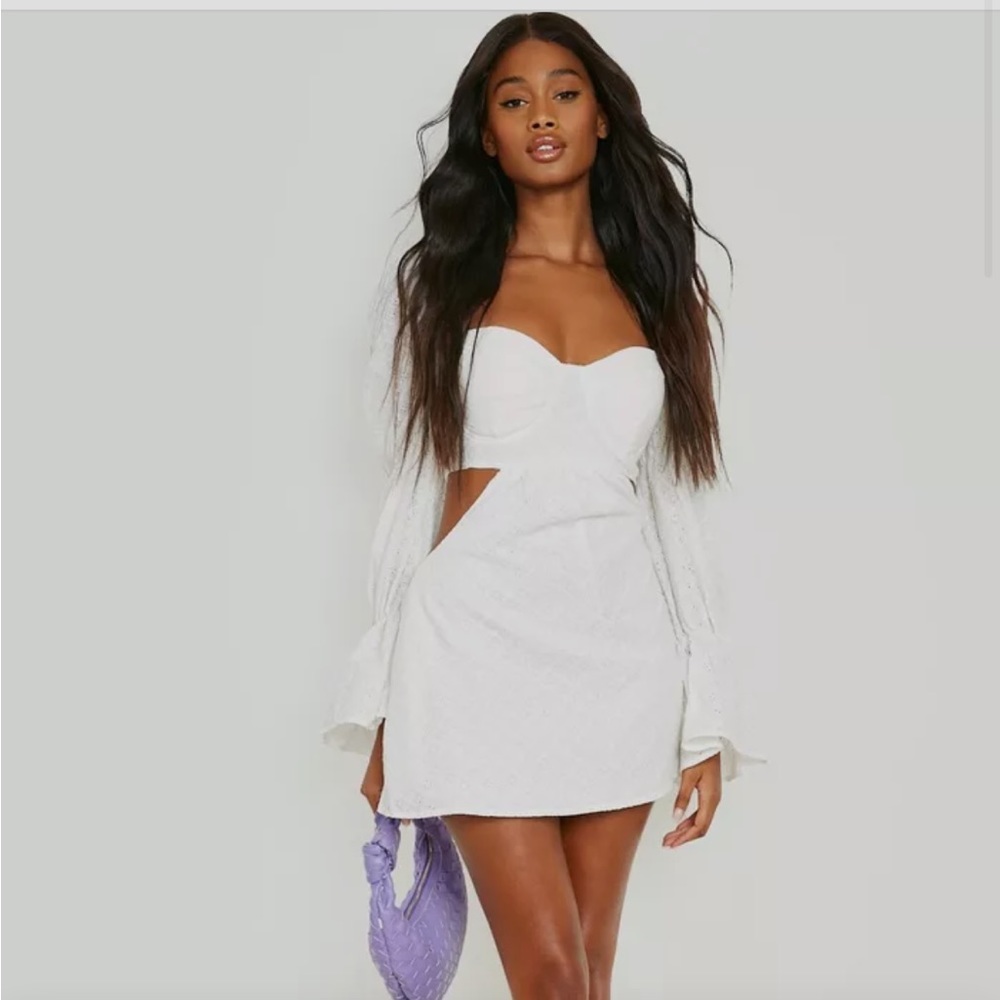BOOHOO EYELET PUFF SLEEVE SKATER DRESS